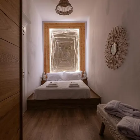 Geant Mykonos Holiday home