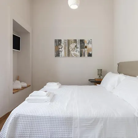 Geant Mykonos Semesterbostad