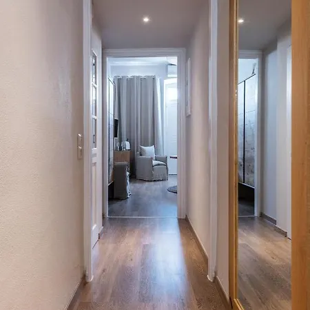 Geant Mykonos * Mykonos Town